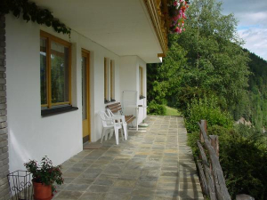 Ansicht Süd Bild 3: Ausblick Lienzer Dolomiten - Ferienwohnung