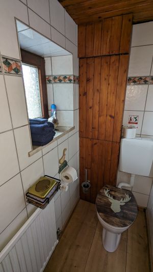 Gäste WC Bild 7: Ferienhaus Gabriela mit eingezäunten Garten und privatem Swimmingpool