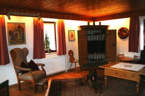 großes gemütliches Wohnzimmer Bild 14: Ferienhaus Gabriela mit eingezäunten Garten und privatem Swimmingpool
