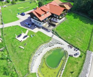 Bild 1: Ferienwohnung Köbi, nur mit Hund im Allgäu. Haus Christl Cranz Steibis