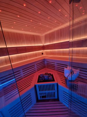 Bild 8: Wellnesssuite "Heimatgfühl" mit privatem Wellnessbereich und Königscard